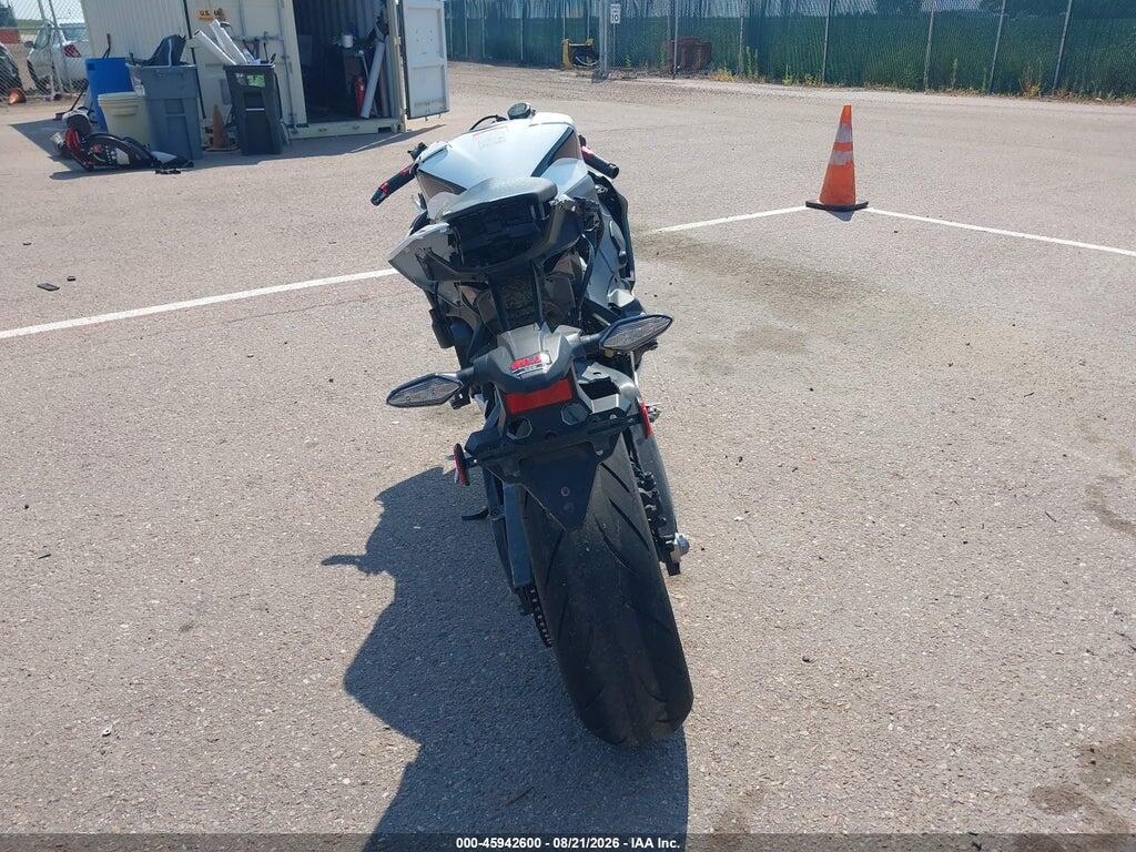 JH2SC771XTK900203 2026 HONDA CBR1000 photo no. 6