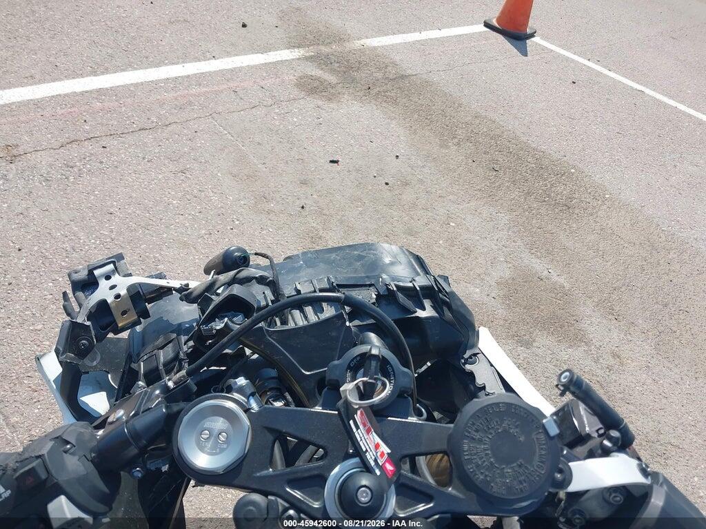 JH2SC771XTK900203 2026 HONDA CBR1000 photo no. 7