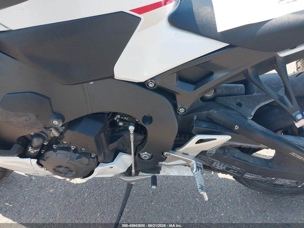 JH2SC771XTK900203 2026 HONDA CBR1000 photo no. 9