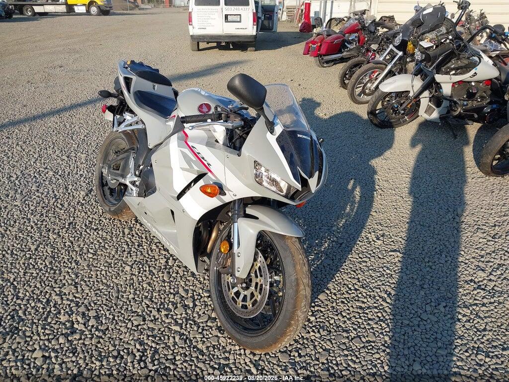 JH2PC40H6TK301875 2026 HONDA CBR600 photo no. 1