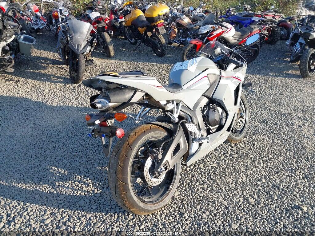 JH2PC40H6TK301875 2026 HONDA CBR600 photo no. 4