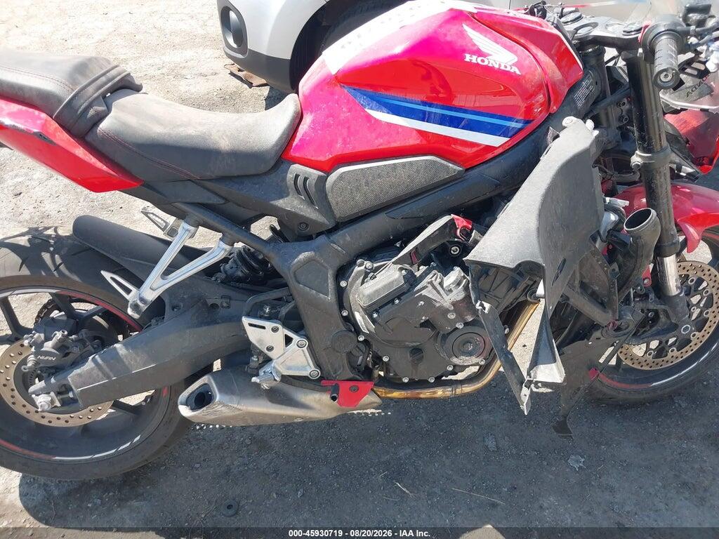 MLHRH1558T5201465 2026 HONDA CBR650 photo no. 8