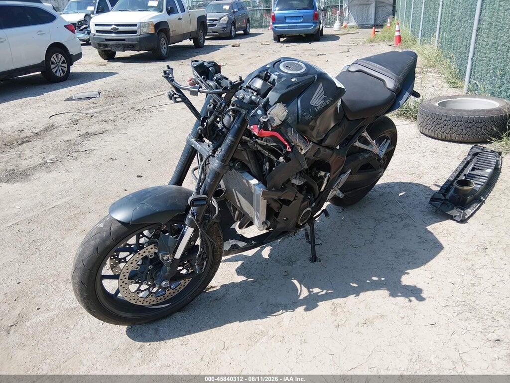 MLHRH155XT5200480 2026 HONDA CBR650 photo no. 2