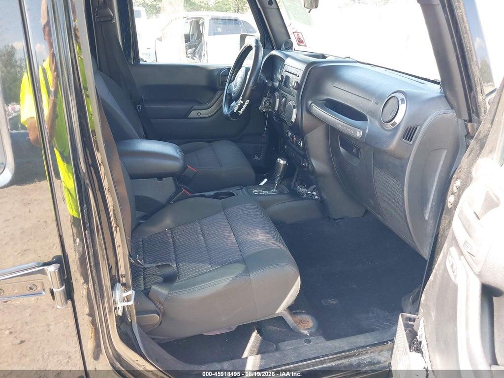 1C4BJWDG5CL266648 2012 JEEP WRANGLER UNLIMITED photo no. 5