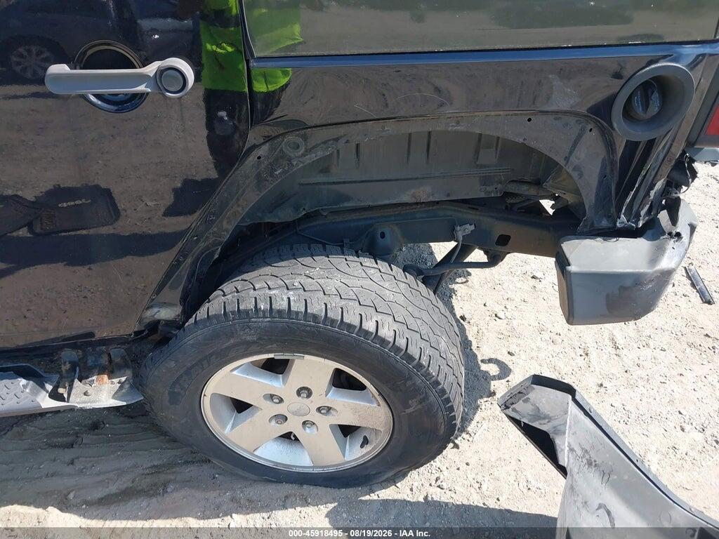 1C4BJWDG5CL266648 2012 JEEP WRANGLER UNLIMITED photo no. 6