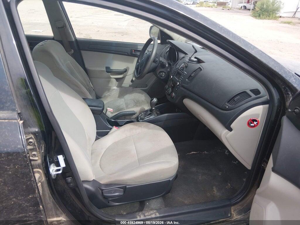 KNAFT4A24C5557779 2012 KIA FORTE photo no. 5