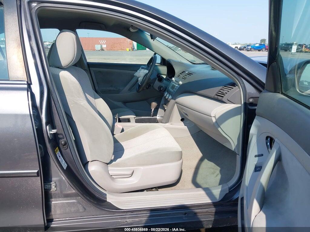 4T4BF3EK0BR178832 2011 TOYOTA CAMRY photo no. 5
