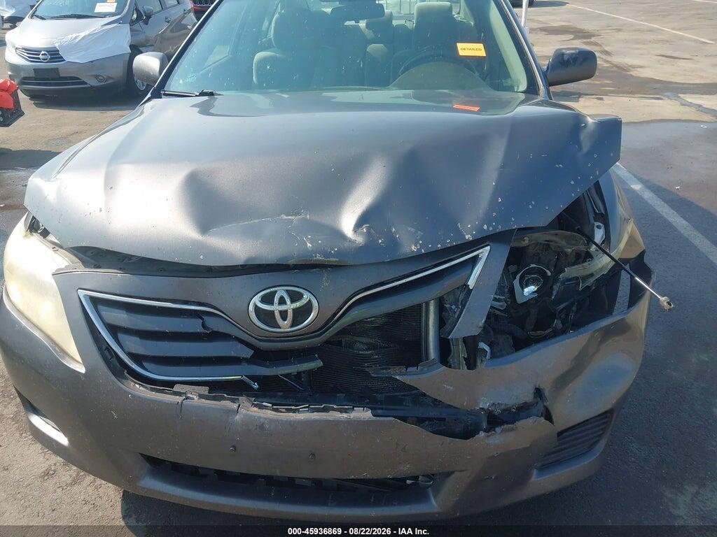 4T4BF3EK0BR178832 2011 TOYOTA CAMRY photo no. 6
