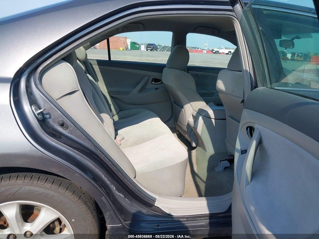 4T4BF3EK0BR178832 2011 TOYOTA CAMRY photo no. 8