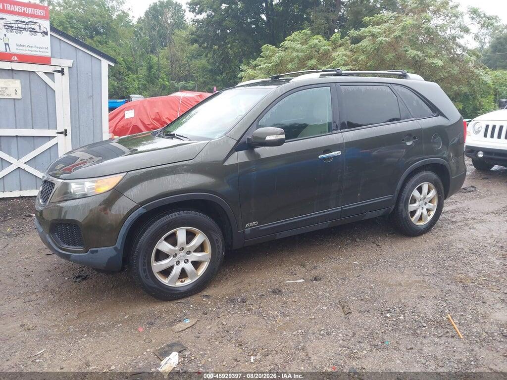 5XYKTDA22CG200061 2012 KIA SORENTO photo no. 2