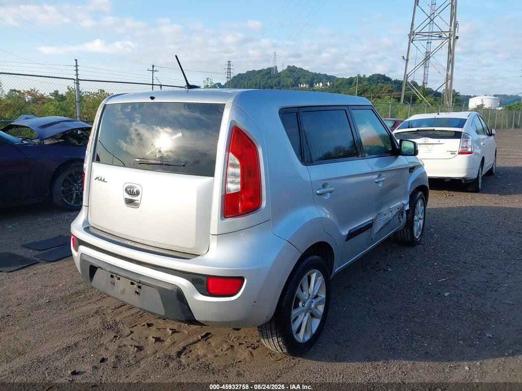 KNDJT2A63C7467984 2012 KIA SOUL photo no. 4