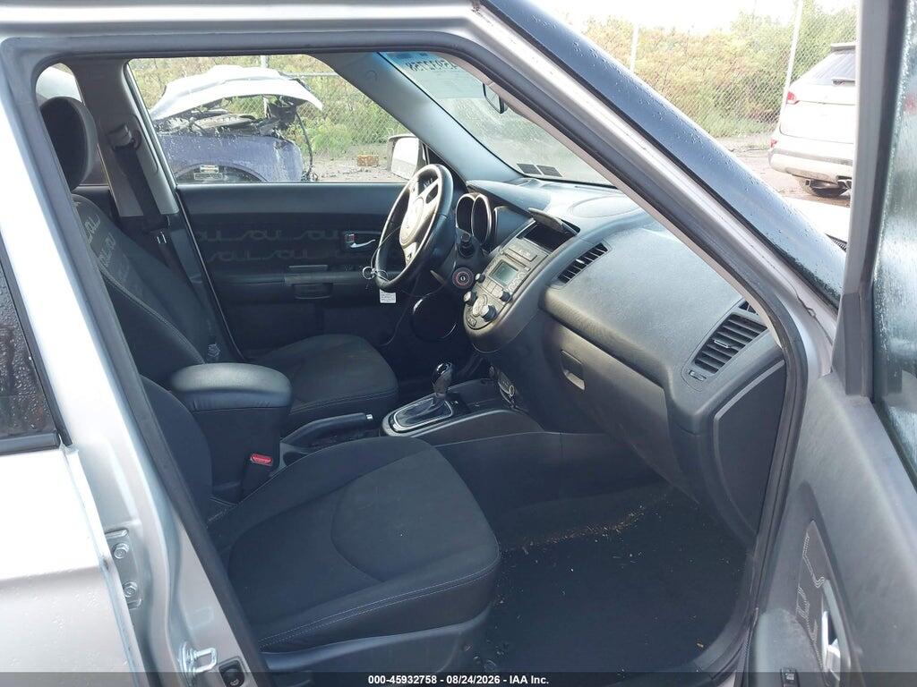 KNDJT2A63C7467984 2012 KIA SOUL photo no. 5