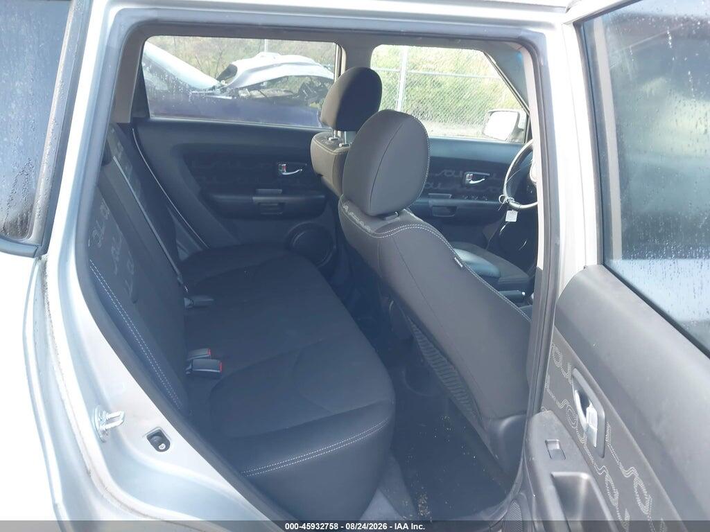 KNDJT2A63C7467984 2012 KIA SOUL photo no. 8