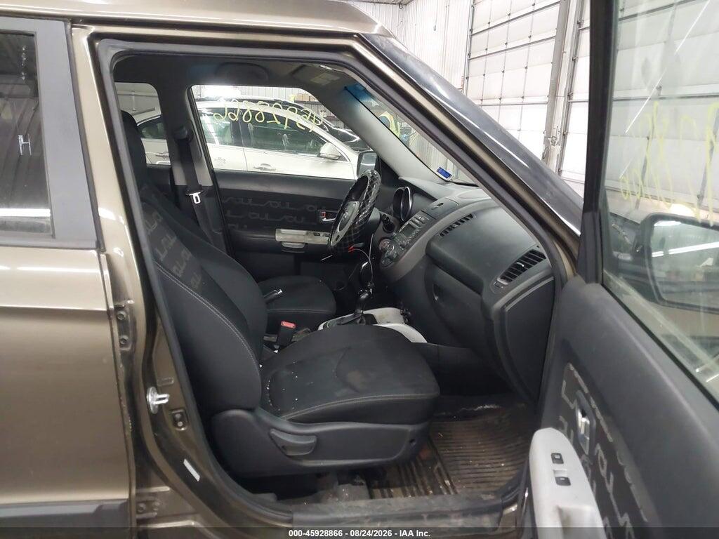 KNDJT2A60C7374856 2012 KIA SOUL photo no. 5