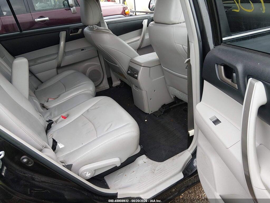 5TDBK3EH7BS089861 2011 TOYOTA HIGHLANDER photo no. 8