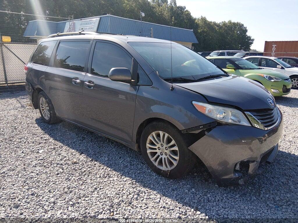 5TDYK3DC0BS122361 2011 TOYOTA SIENNA photo no. 1