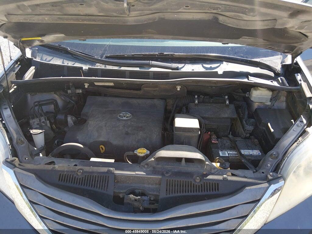 5TDYK3DC0BS122361 2011 TOYOTA SIENNA photo no. 10