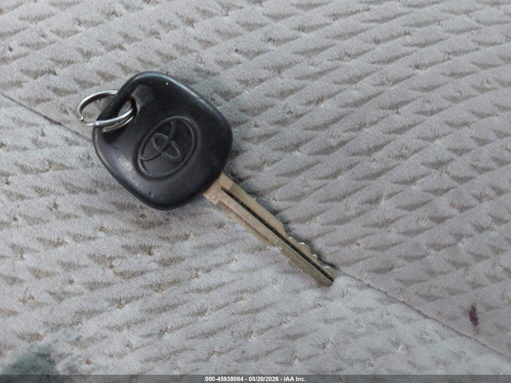 5TDKK3DC1BS080093 2011 TOYOTA SIENNA photo no. 11
