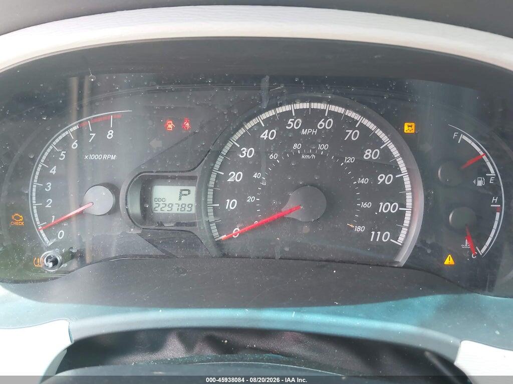 5TDKK3DC1BS080093 2011 TOYOTA SIENNA photo no. 7