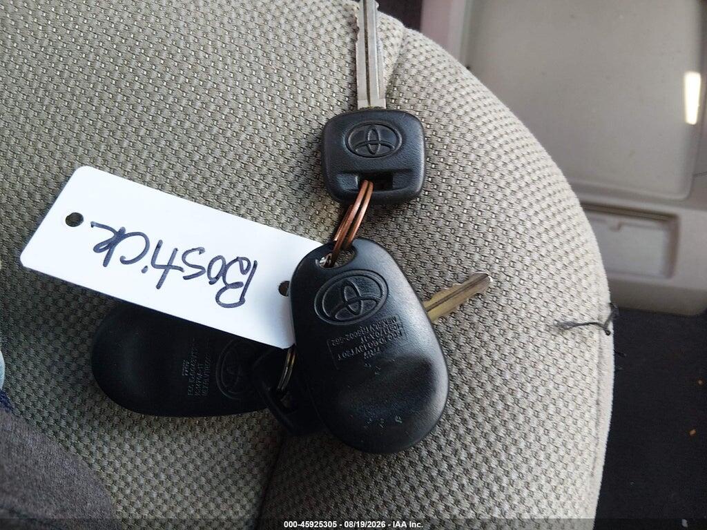 5TDKA3DC7BS002145 2011 TOYOTA SIENNA photo no. 11