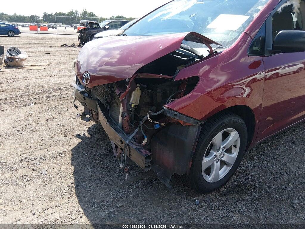 5TDKA3DC7BS002145 2011 TOYOTA SIENNA photo no. 6