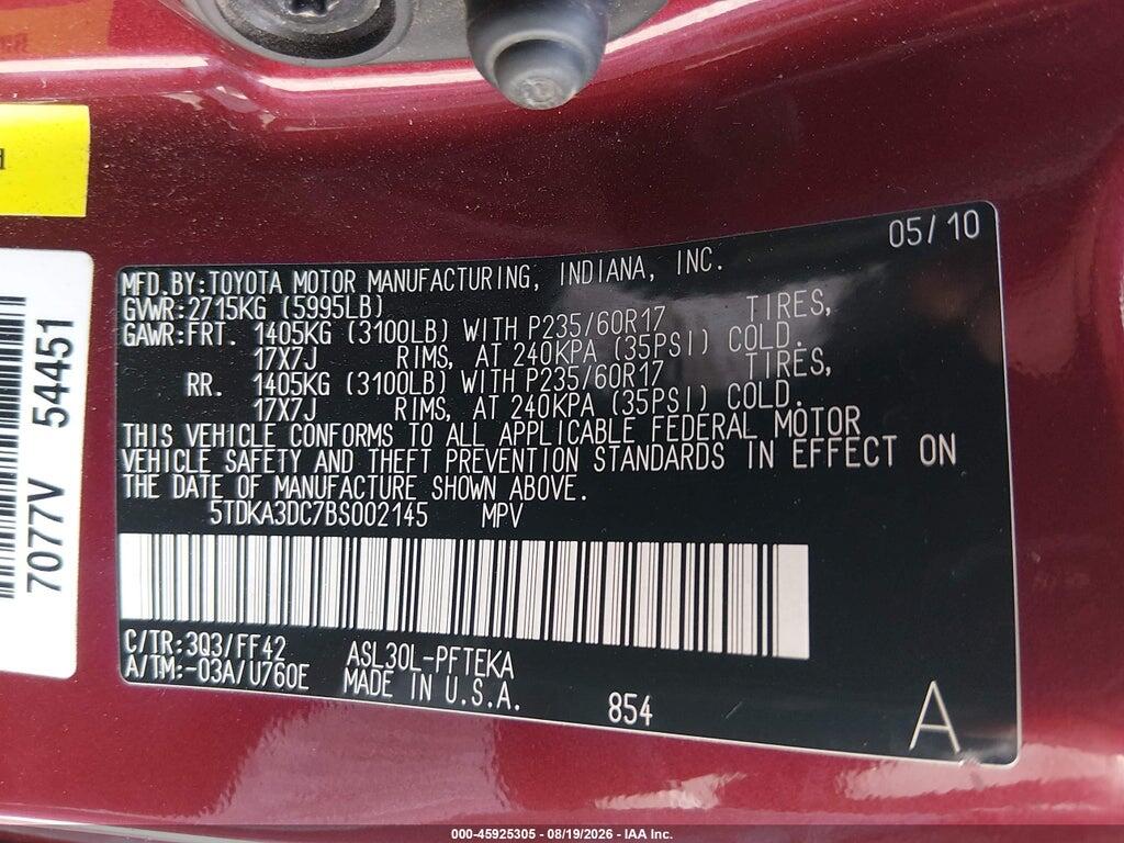 5TDKA3DC7BS002145 2011 TOYOTA SIENNA photo no. 9