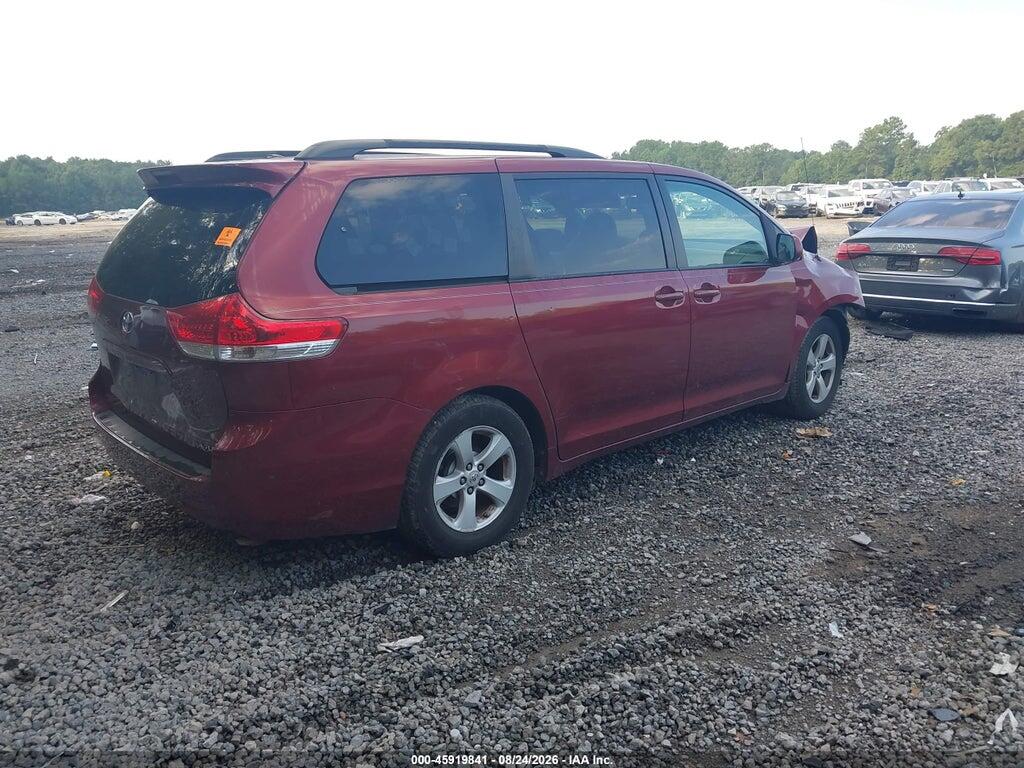 5TDKK3DC8BS158157 2011 TOYOTA SIENNA photo no. 4