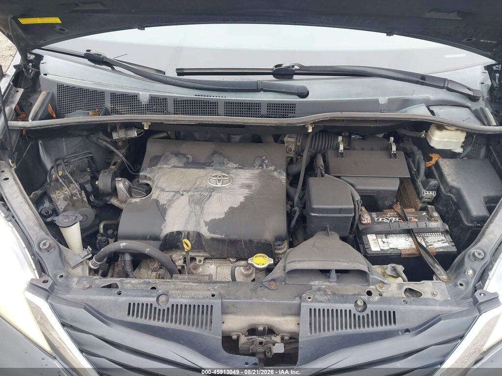 5TDKK3DC1BS007287 2011 TOYOTA SIENNA photo no. 10