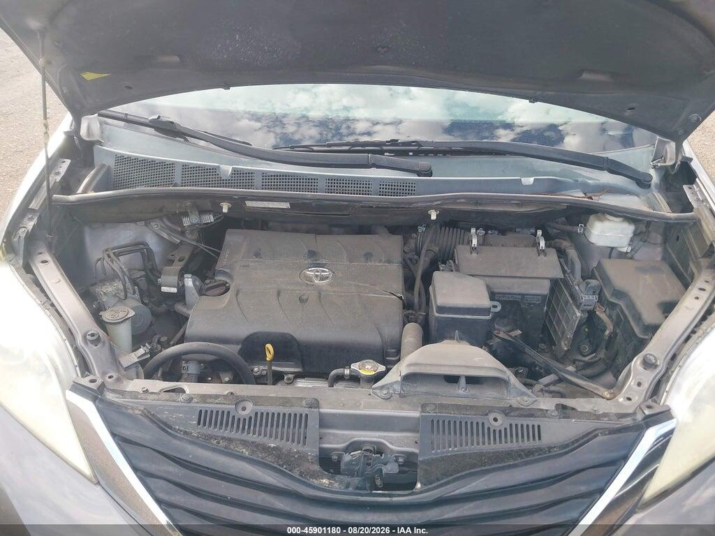 5TDKK3DC5BS005395 2011 TOYOTA SIENNA photo no. 10