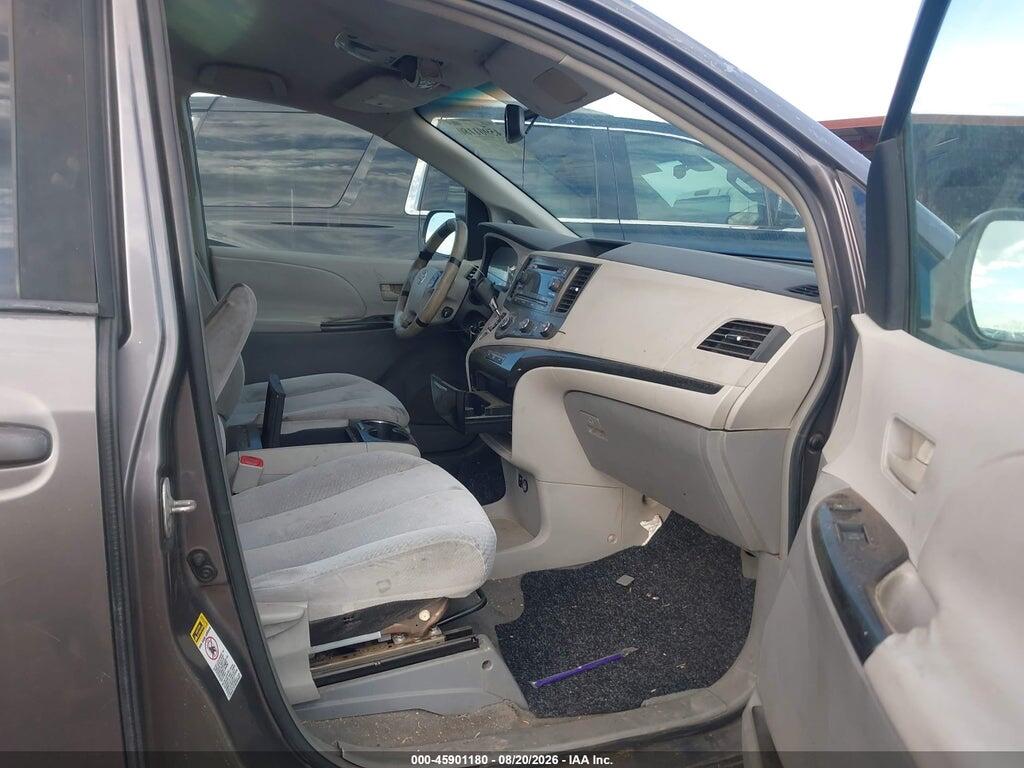 5TDKK3DC5BS005395 2011 TOYOTA SIENNA photo no. 5