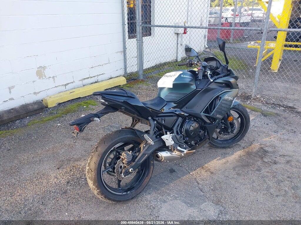 ML5EXEP19SDAG6435 2025 KAWASAKI EX650 photo no. 4