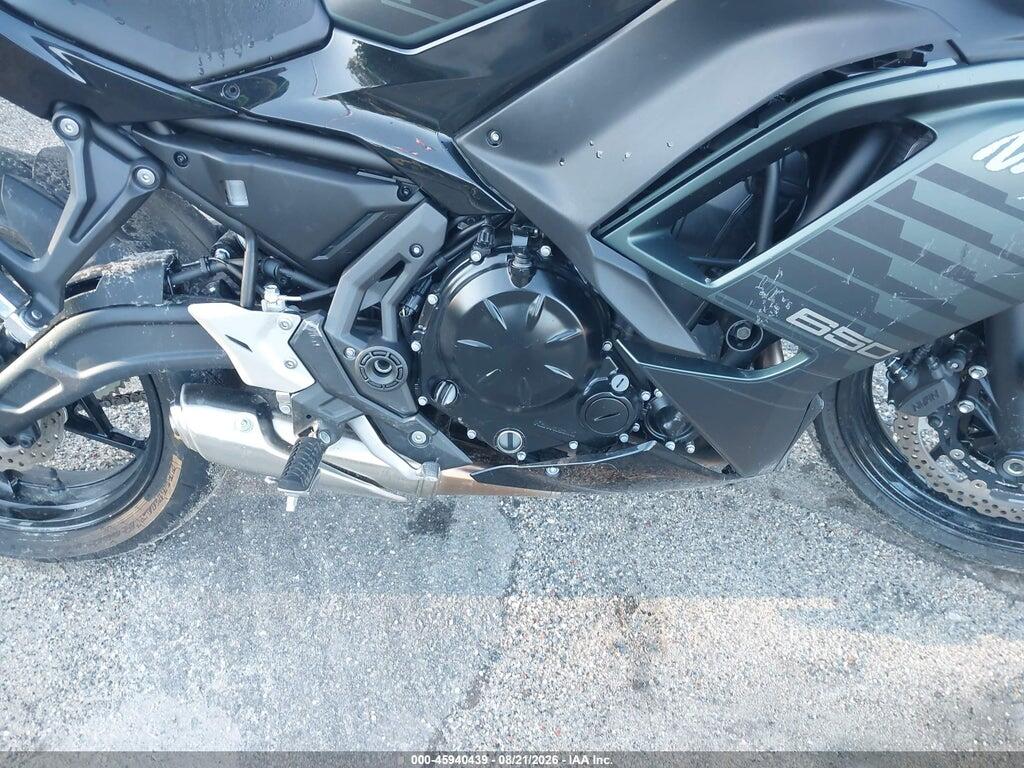 ML5EXEP19SDAG6435 2025 KAWASAKI EX650 photo no. 8
