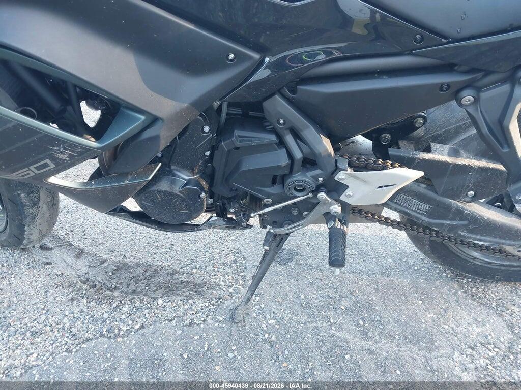 ML5EXEP19SDAG6435 2025 KAWASAKI EX650 photo no. 9