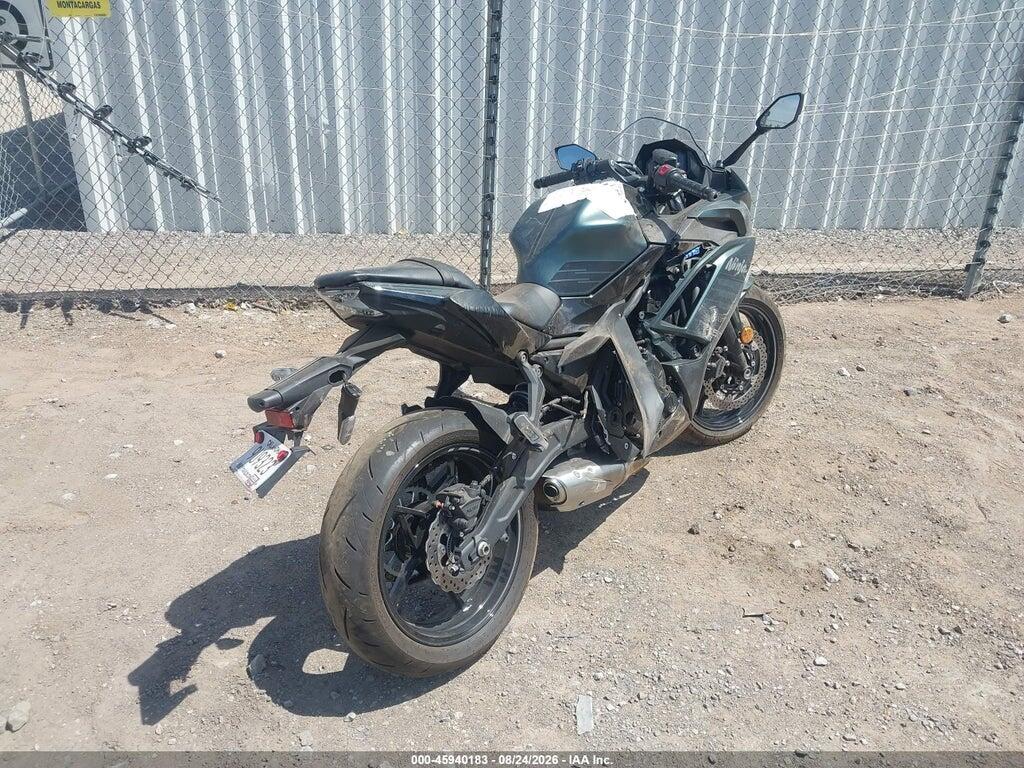 ML5EXEP16SDAF7546 2025 KAWASAKI EX650 photo no. 4