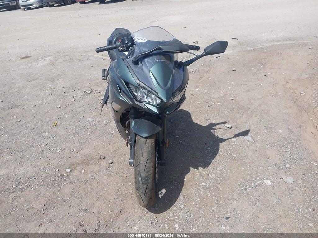 ML5EXEP16SDAF7546 2025 KAWASAKI EX650 photo no. 5