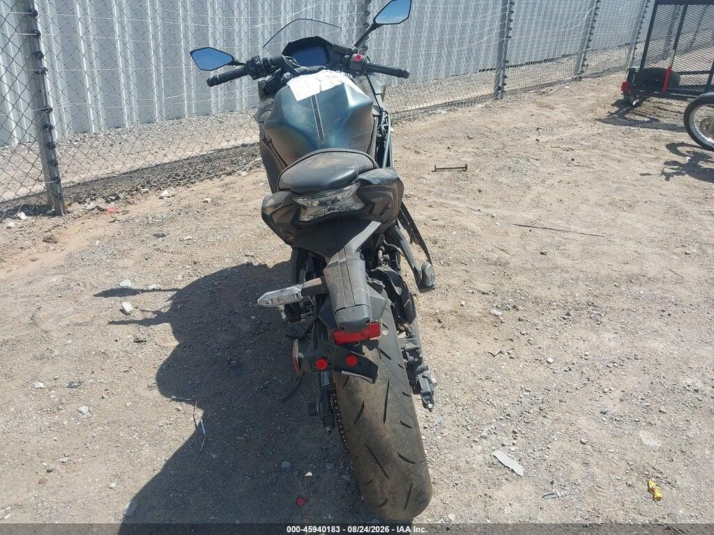 ML5EXEP16SDAF7546 2025 KAWASAKI EX650 photo no. 6