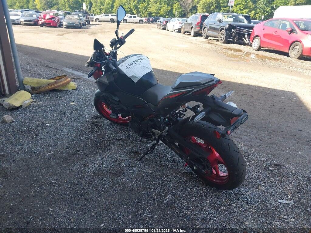ML5ERGF16SDA62452 2025 KAWASAKI ER500 photo no. 3