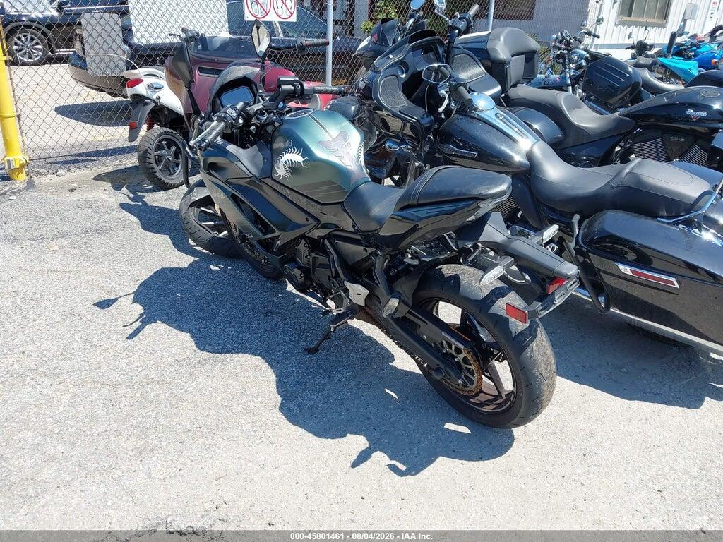 ML5EXEP19SDAG0165 2025 KAWASAKI EX650 photo no. 3