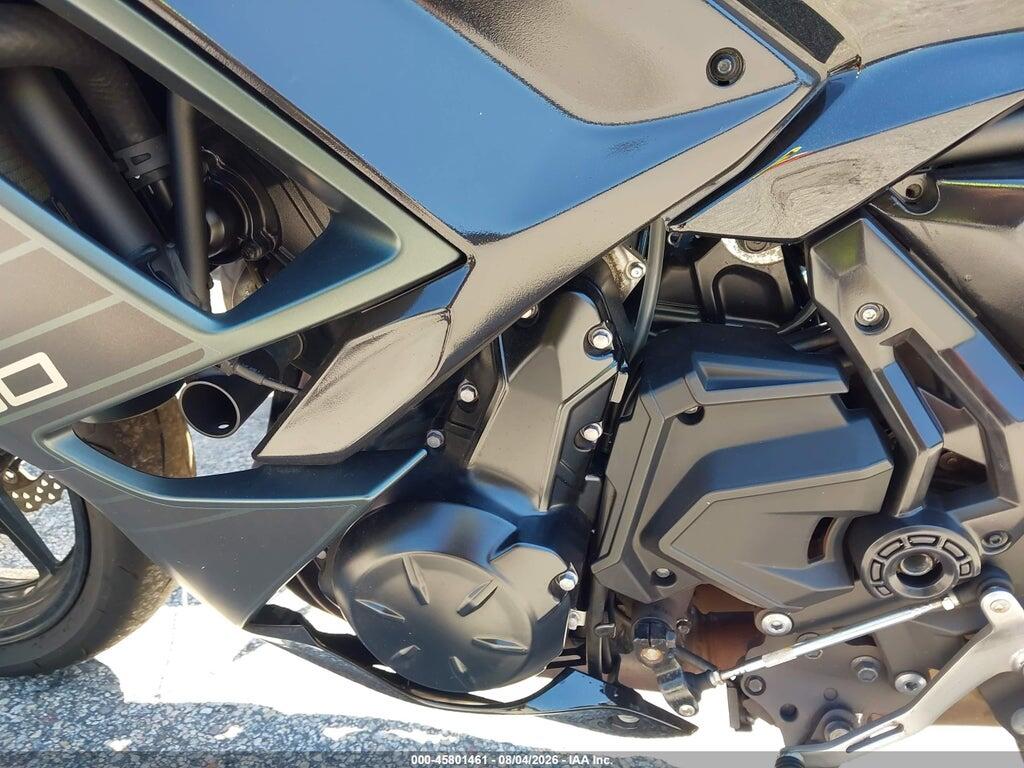 ML5EXEP19SDAG0165 2025 KAWASAKI EX650 photo no. 9