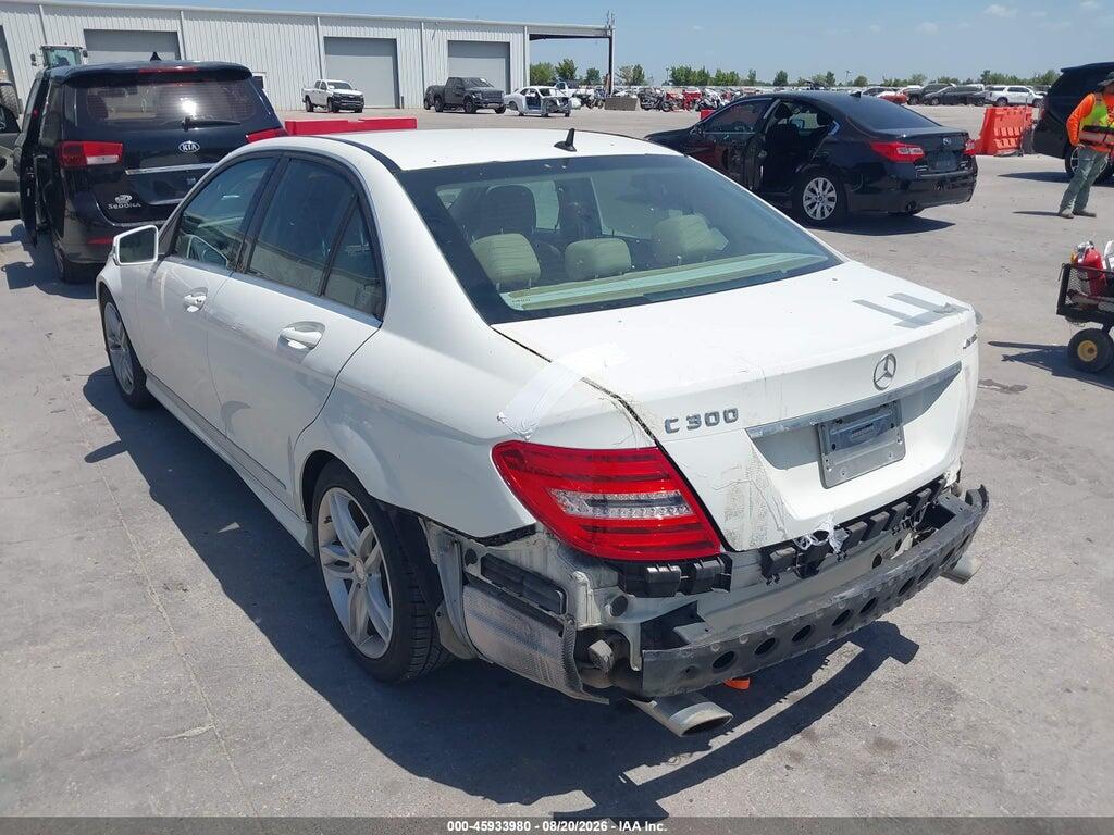 WDDGF8BB2CF861083 2012 MERCEDES-BENZ C 300 photo no. 3