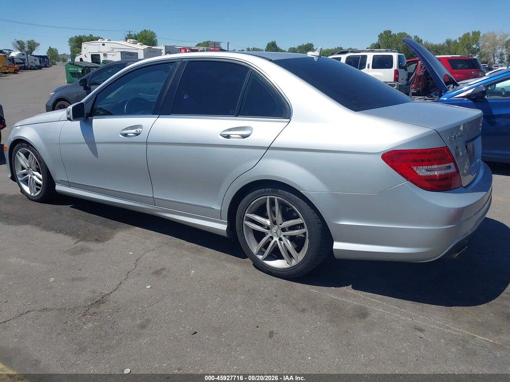 WDDGF8BB7CR193358 2012 MERCEDES-BENZ C 300 photo no. 3