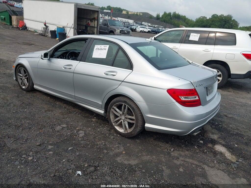WDDGF8BB8CA611490 2012 MERCEDES-BENZ C 300 photo no. 3