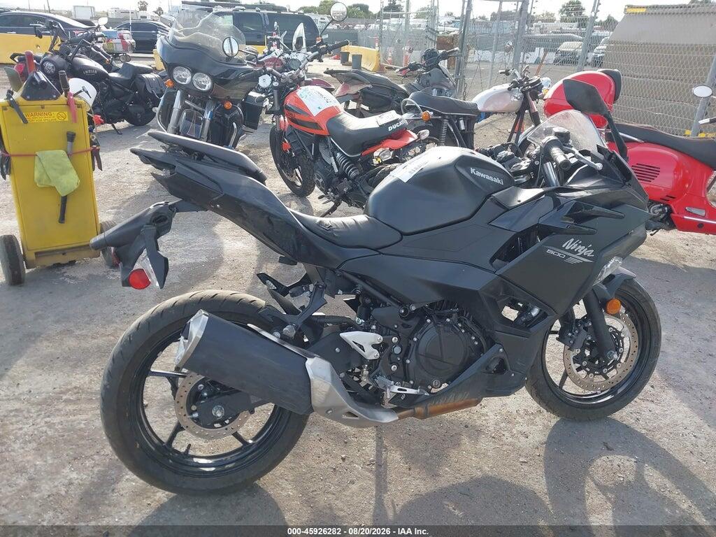 ML5EXGH17TDA83640 2026 KAWASAKI EX500 photo no. 12