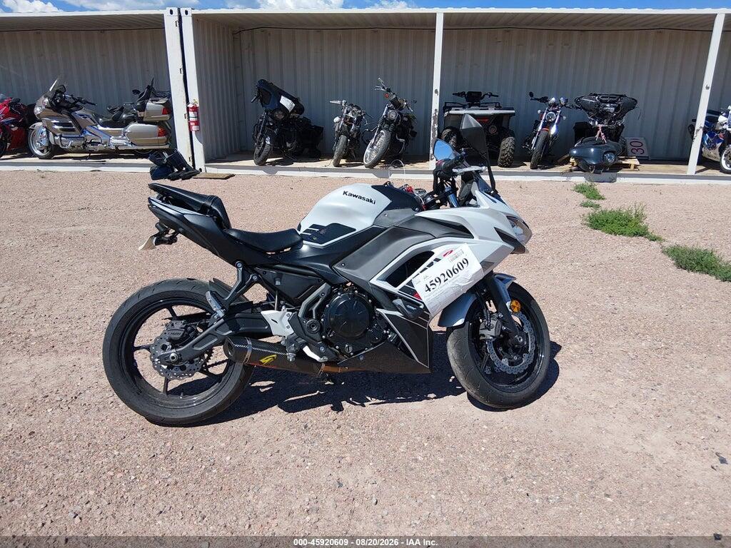 ML5EXEP11TDAH1405 2026 KAWASAKI EX650 photo no. 12