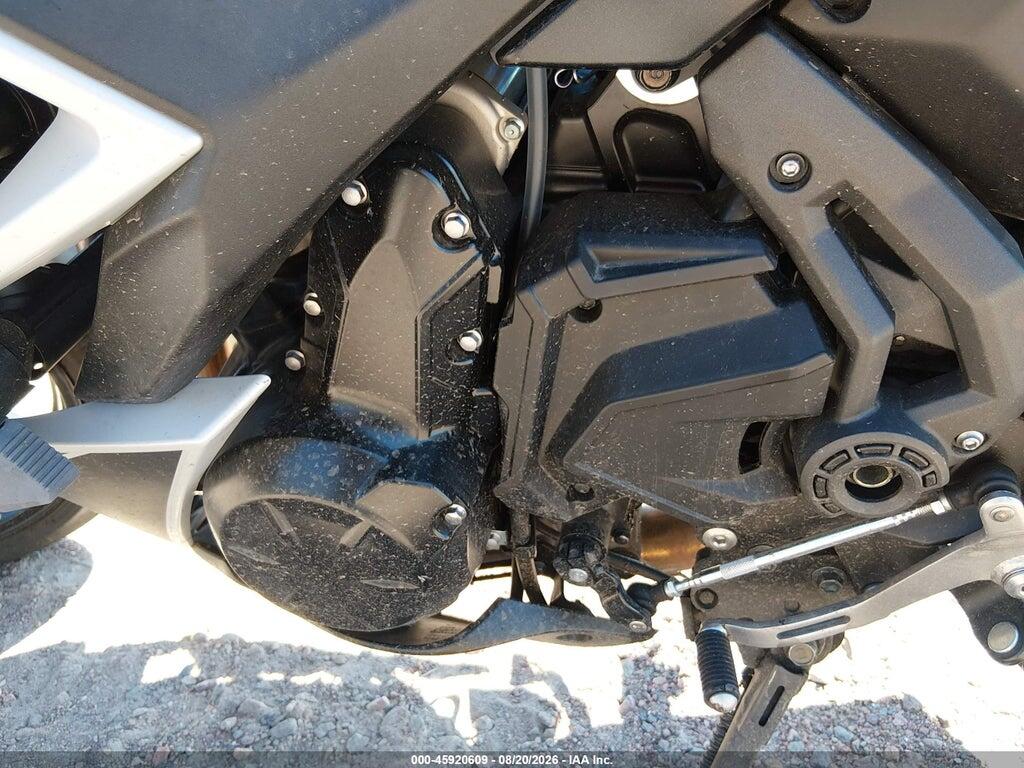 ML5EXEP11TDAH1405 2026 KAWASAKI EX650 photo no. 9