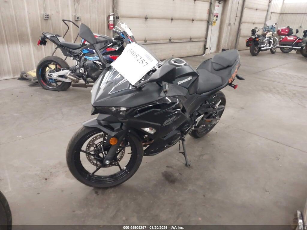 ML5EXGH19TDA91495 2026 KAWASAKI EX500 photo no. 2