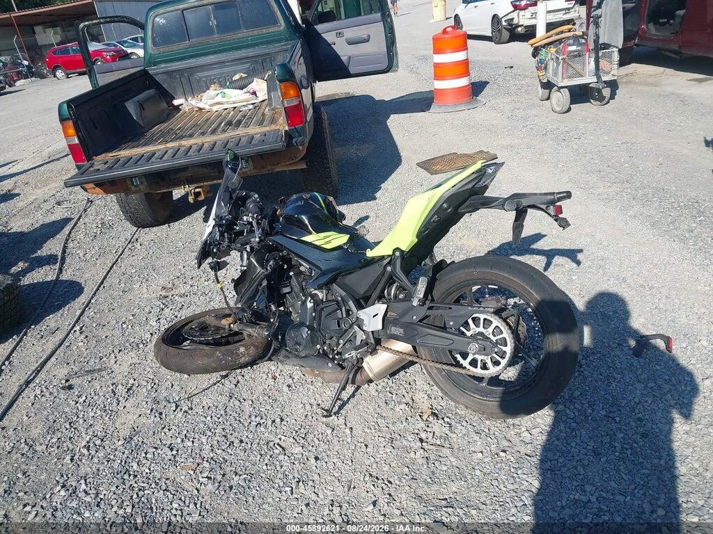 ML5EXEP1XTDAH1726 2026 KAWASAKI EX650 photo no. 12