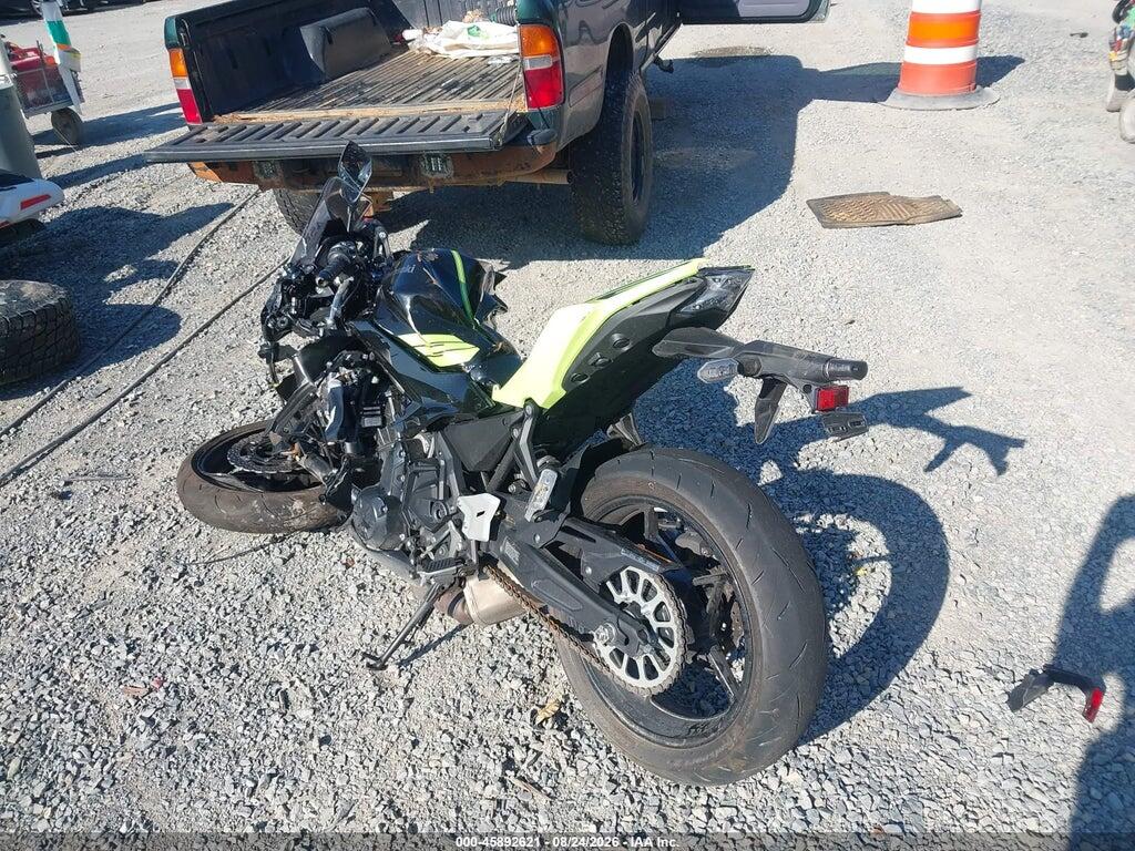 ML5EXEP1XTDAH1726 2026 KAWASAKI EX650 photo no. 3