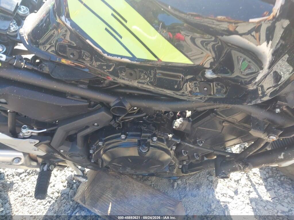 ML5EXEP1XTDAH1726 2026 KAWASAKI EX650 photo no. 8