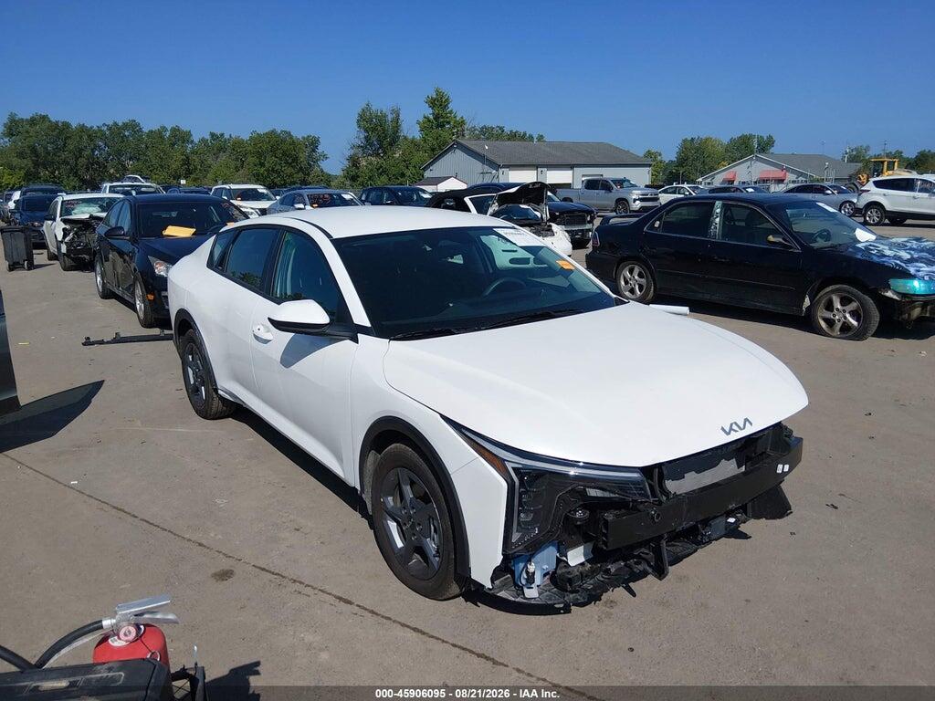 2026 KIA K4 3KPFT4DE0TE319859